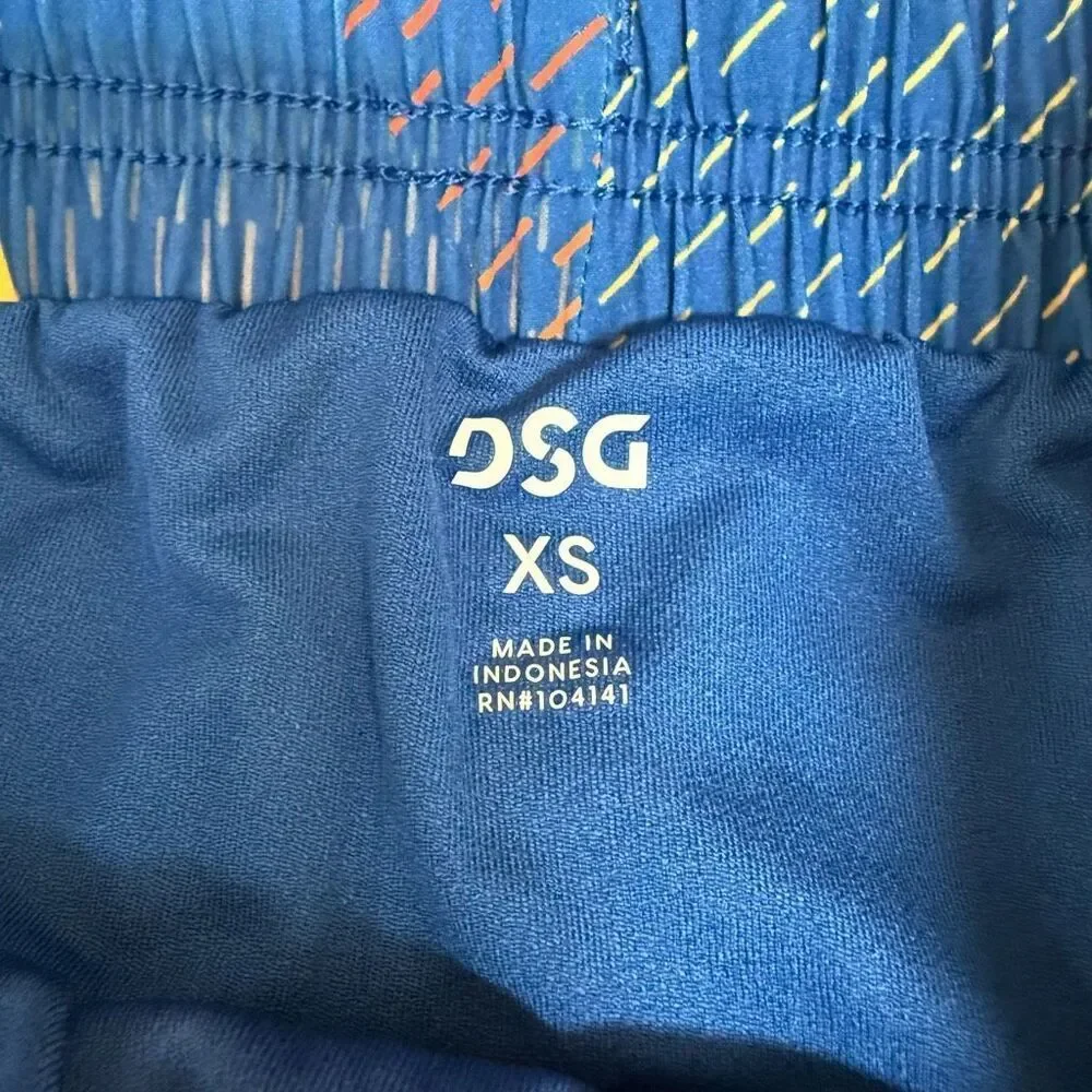 DSG women High Rise Stride Shorts Lined Blue Gold Swirl size XS NWT
